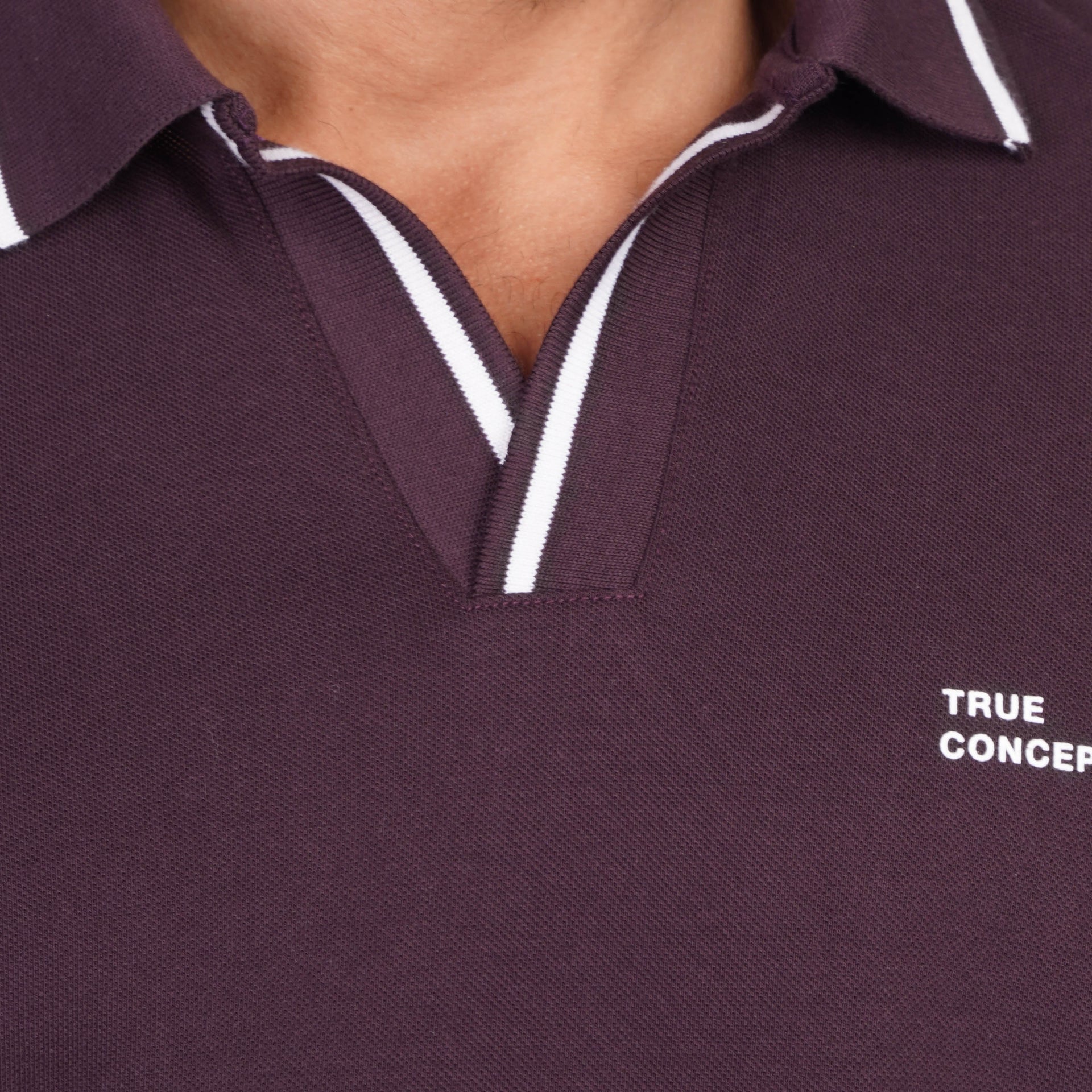 V-Neck Contrast Cotton Polo - Dockland